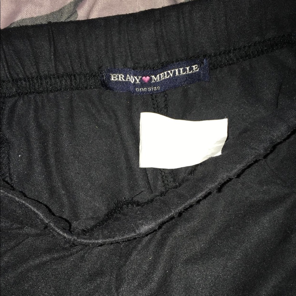 BRANDY MELVILLE leggings